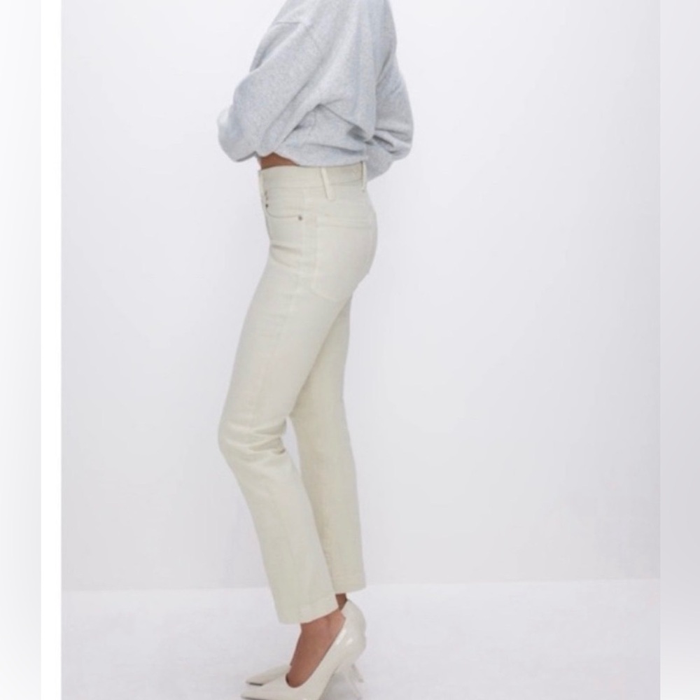 Good American Off-White High Rise Classic Straight Leg Jeans Size 14 - Picture 2 of 7